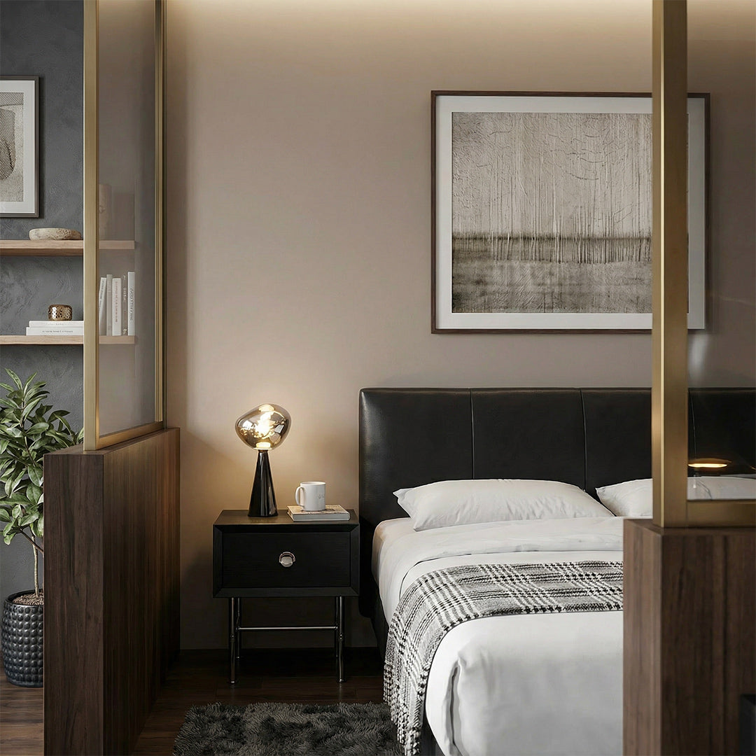 Modern Minimalist Nappa Leather Bed, Retro Black Upholstered Platform Bed with Solid Wood Frame, Queen Size Bed for Bedroom